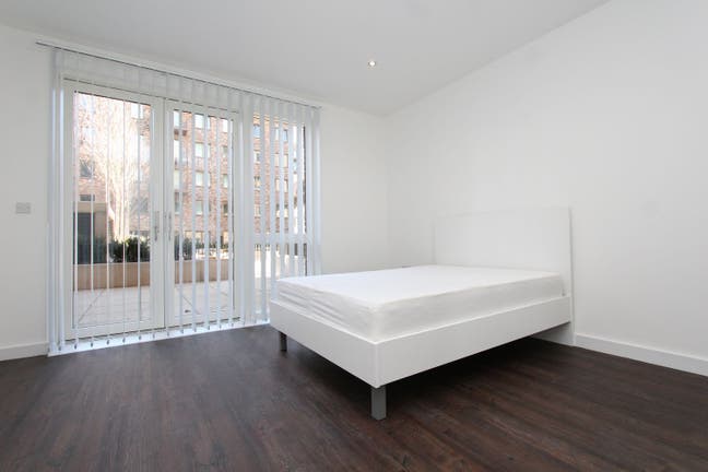 Beautiful modern rooms in Docklands E16  Main Photo