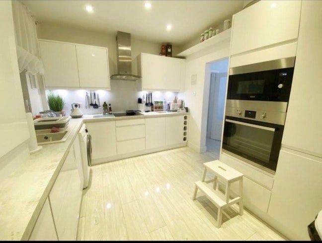 Double room for rent Main Photo
