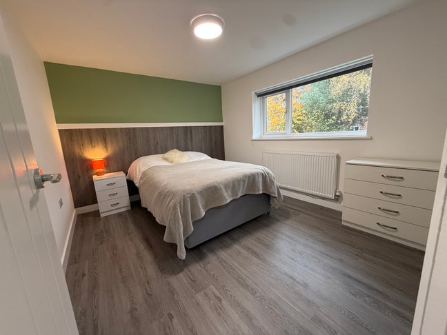  🌟  Luxury En-Suite Bedroom  Main Photo