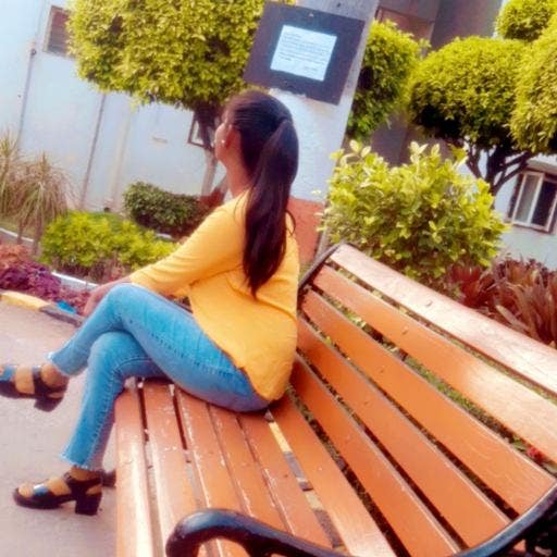 22 year old Female seeks a double room Main Photo