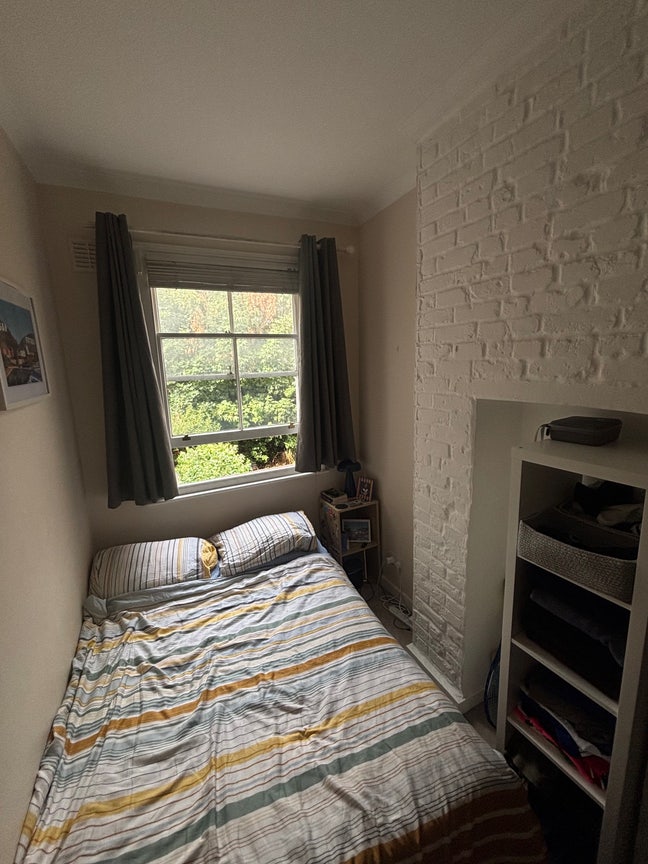 Double Room in Brixton Available Main Photo
