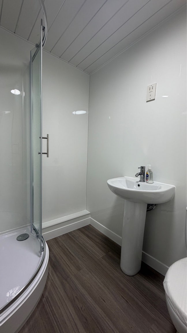 Glasgow city centre room to let Main Photo