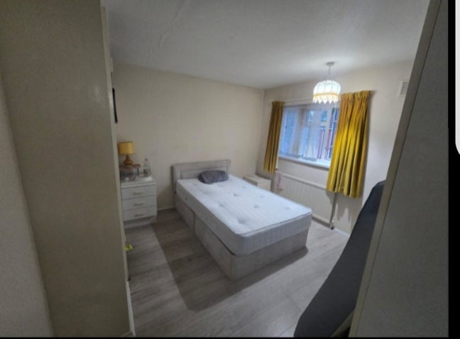 En suite room  Main Photo