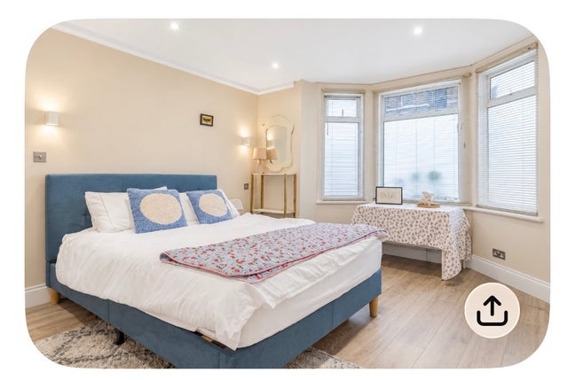 Putney Large Double room and private bathroom  Main Photo