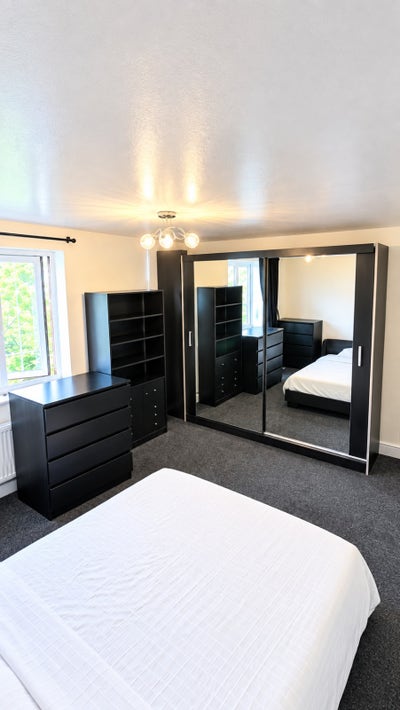 🏡 Spacious Double Room – NW10 | &pound;900 PCM Main Photo