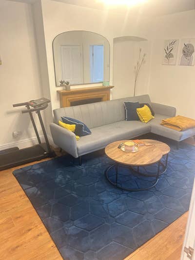 Looking to Rent a room in my House Main Photo