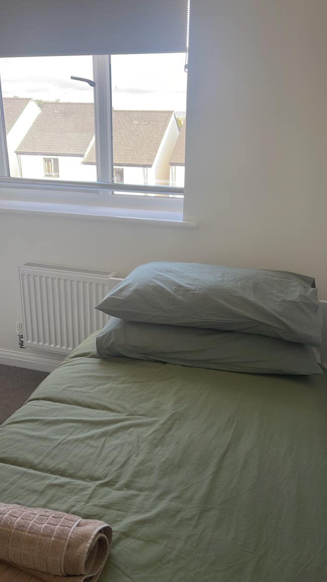 Bright and Cosy Main Photo