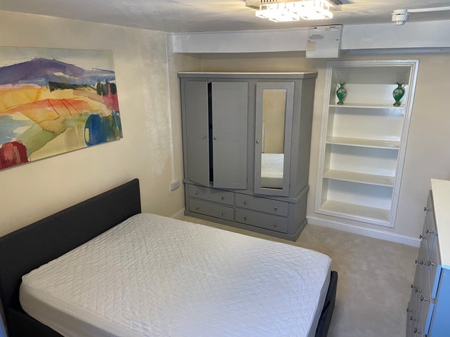 Spacious double Main Photo