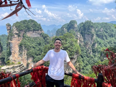 30yo French guy looking for new flatmates Main Photo