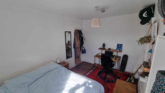 Double room to rent in friendly houseshare in SW9 Main Photo