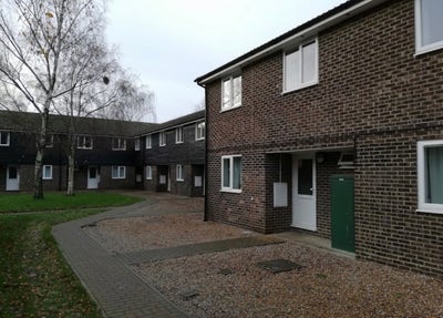 Room Available in a 5-Bed Parkwood House Main Photo