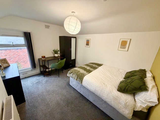 🏡 Smart Rooms ~ Bills Included ~ Brynmill 🏡 Main Photo