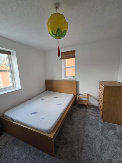 Subletting furnished room in city centre  Main Photo
