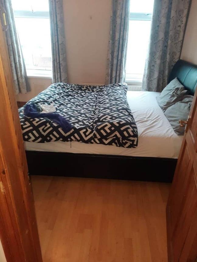 Double Room is available for rent in - NP20 5NL Main Photo