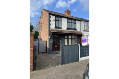 House in east didsbury Main Photo