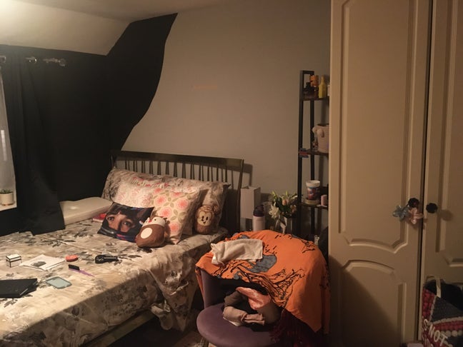 Quiet and Comfortable Room in a Friendly House  Main Photo