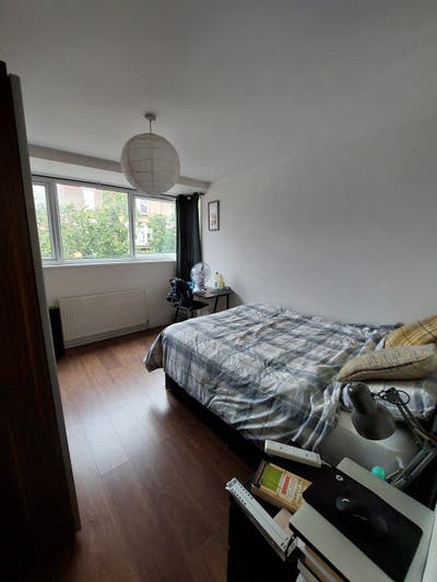 Lovely Double Room in Bethnal Green - Avail 27 Sep Main Photo