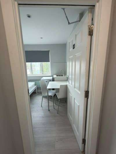 Oxford New Studio for One Person Vacant Now Main Photo