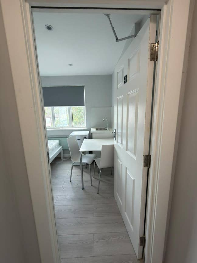 Oxford New Studio for One Person Vacant Now Main Photo