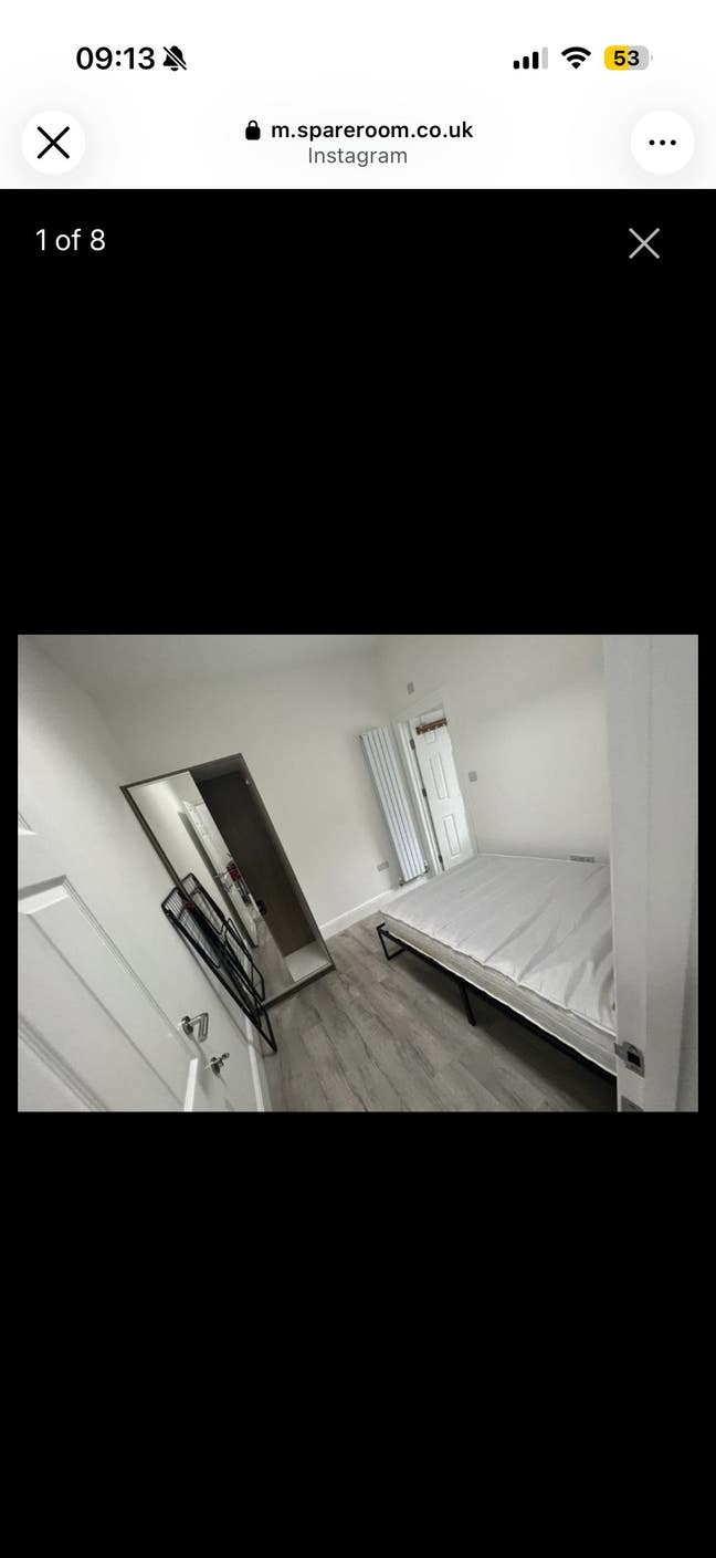 Double en-suite room available  Main Photo