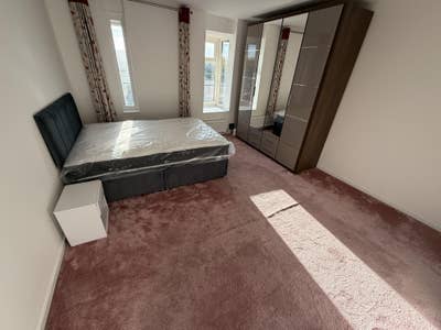 Room in a Shared House, North Eleventh Street, MK9 Main Photo