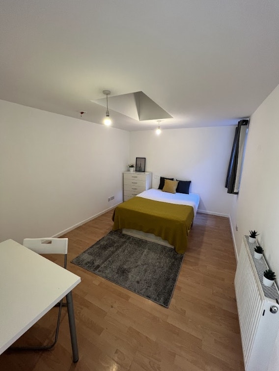 Room for 2 people - 110&pound; per week per person Main Photo