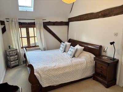 Double bedroom with ensuite in shared 3 bed house. Main Photo