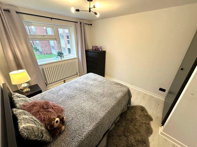 Double Room Available – B15 2Lr Main Photo