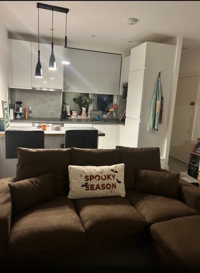 Double Room Available  Main Photo