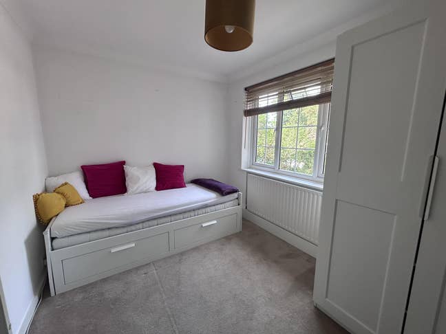 Bright single room in Sutton (SM2) with FREE parki Main Photo