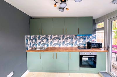 New Studio Flat | UoB | QE | Bills Inclusive Main Photo