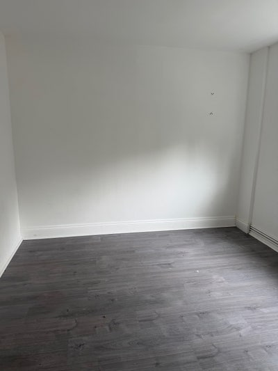 Unfurnished Double Room Main Photo