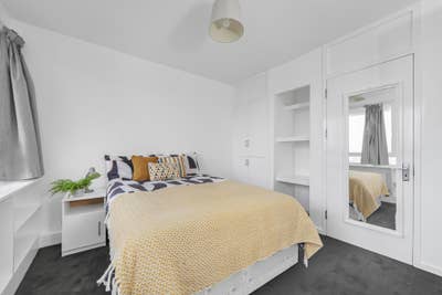 Big Double Room in Roehampton - 2Nd of Oct! Main Photo