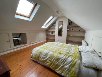 Double room in spacious house  Main Photo