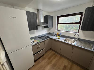 4 Bed Shared Accommodation to rent Parsonage Road. Main Photo