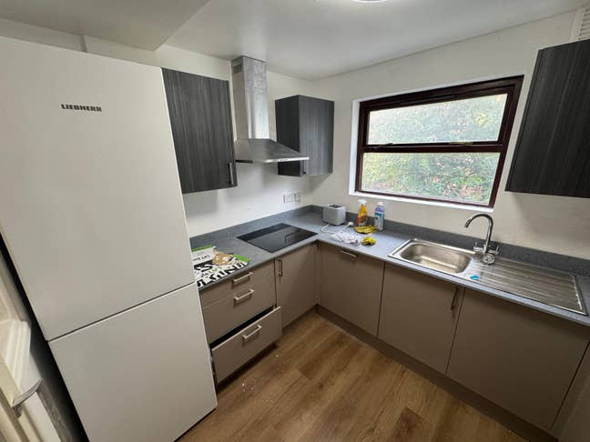4 Bed Shared Accommodation to rent Parsonage Road. Main Photo