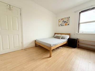 House Share at Haslemere Avenue, London, W13 Main Photo