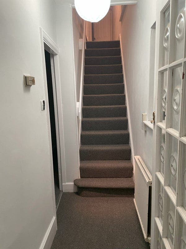 Double Room en-suit to Let Main Photo