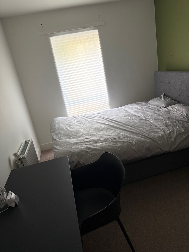 Room available for 2 months Main Photo