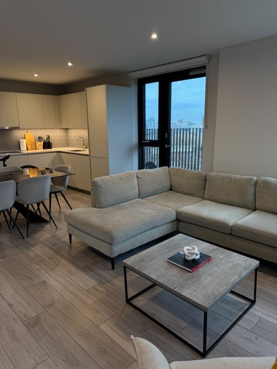 En-suite, Shard Views & Gym | Elephant & Castle Main Photo