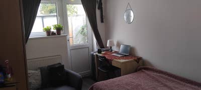 Fully Furnished Room in Maindy Main Photo