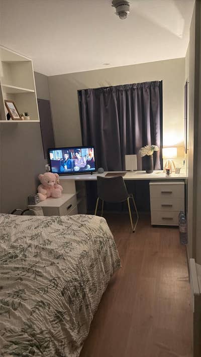 Room up to rent at Parade Green Campus  Main Photo