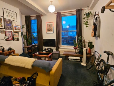 Huge room available in Bethnal Green Main Photo
