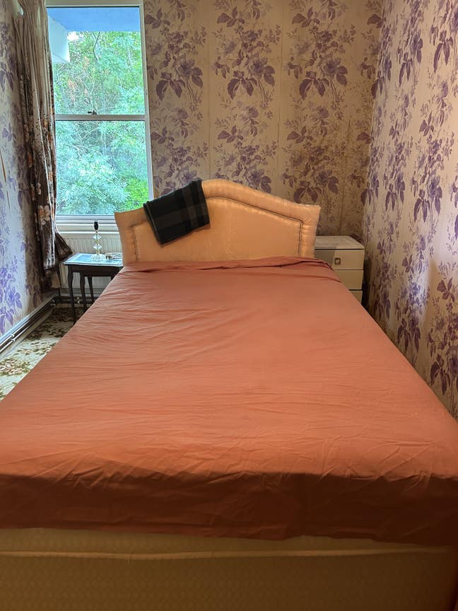 Furnished Double Bedroom N1- available now Main Photo
