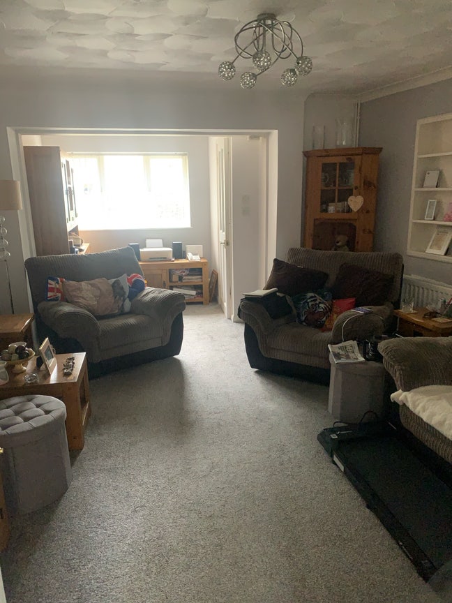 Warm and friendly house hold Main Photo