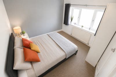 ** Modern Affordable Double Rooms No Bills to Pay! Main Photo