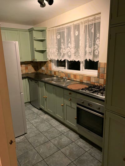 Nice rooms in a share flat in Putney Main Photo