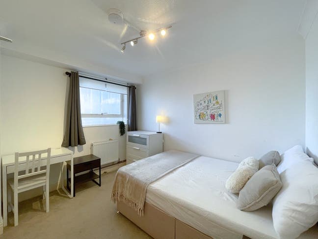Quick -  Double Room 5min from Marylebone Station Main Photo
