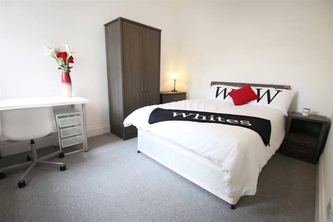 Room on Lutterworth Road Main Photo