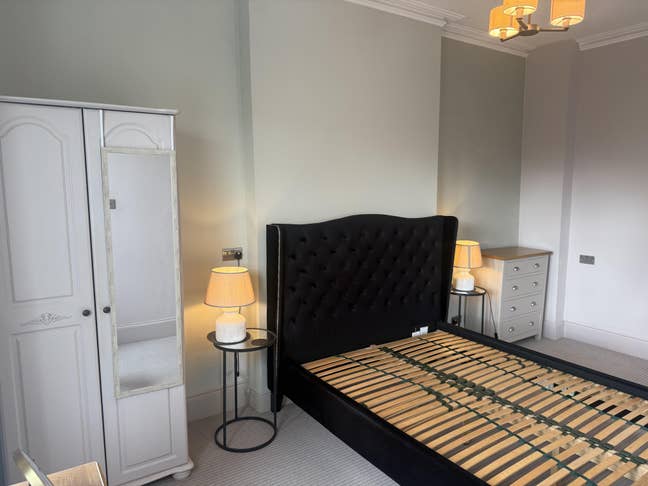 Beautiful King Studio Apartment Main Photo